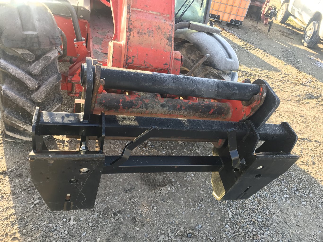 adapter manitou to skidsteer