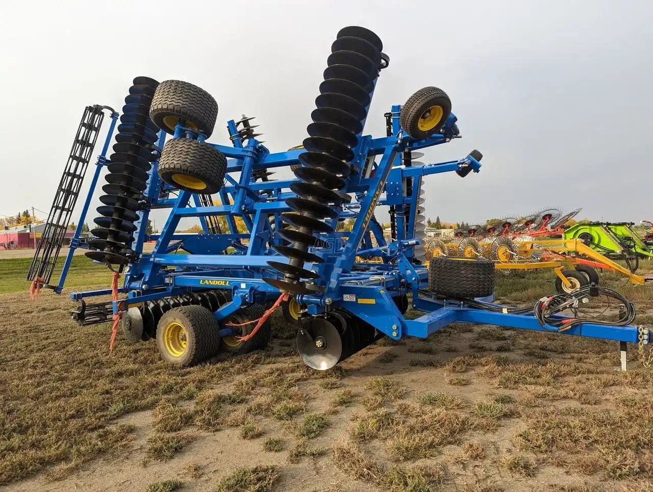 2022 Landoll 7530