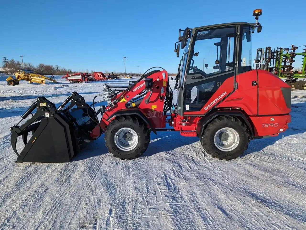 2023 Weidemann 1390