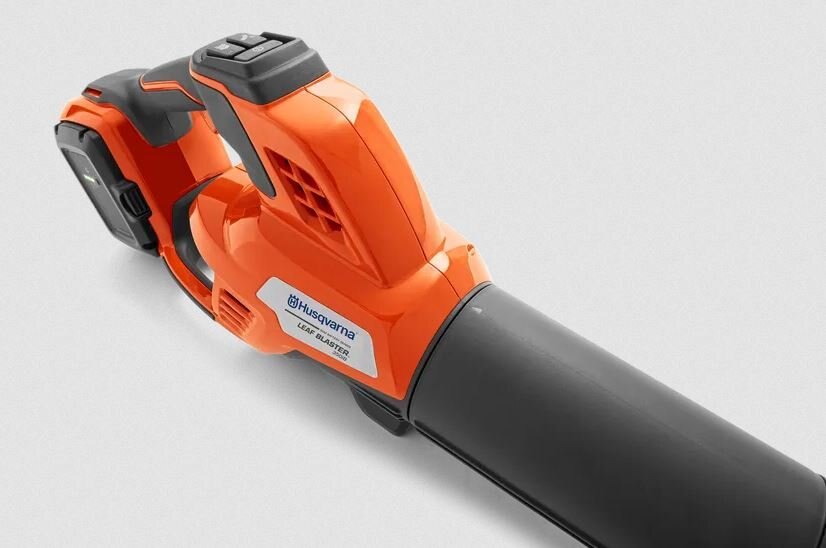 HUSQVARNA Leaf Blaster 350iB with battery and charger