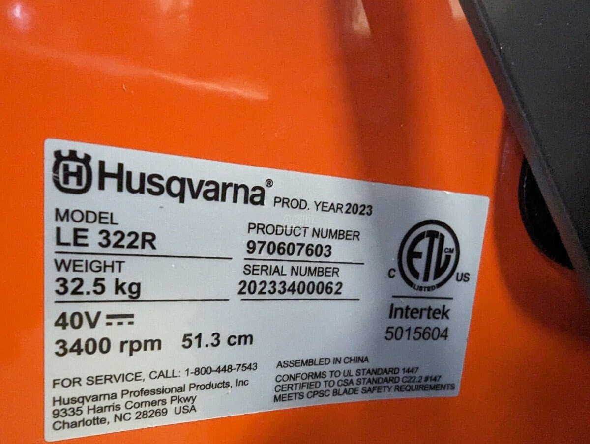 2023 Husqvarna LE322 Lawn Expert