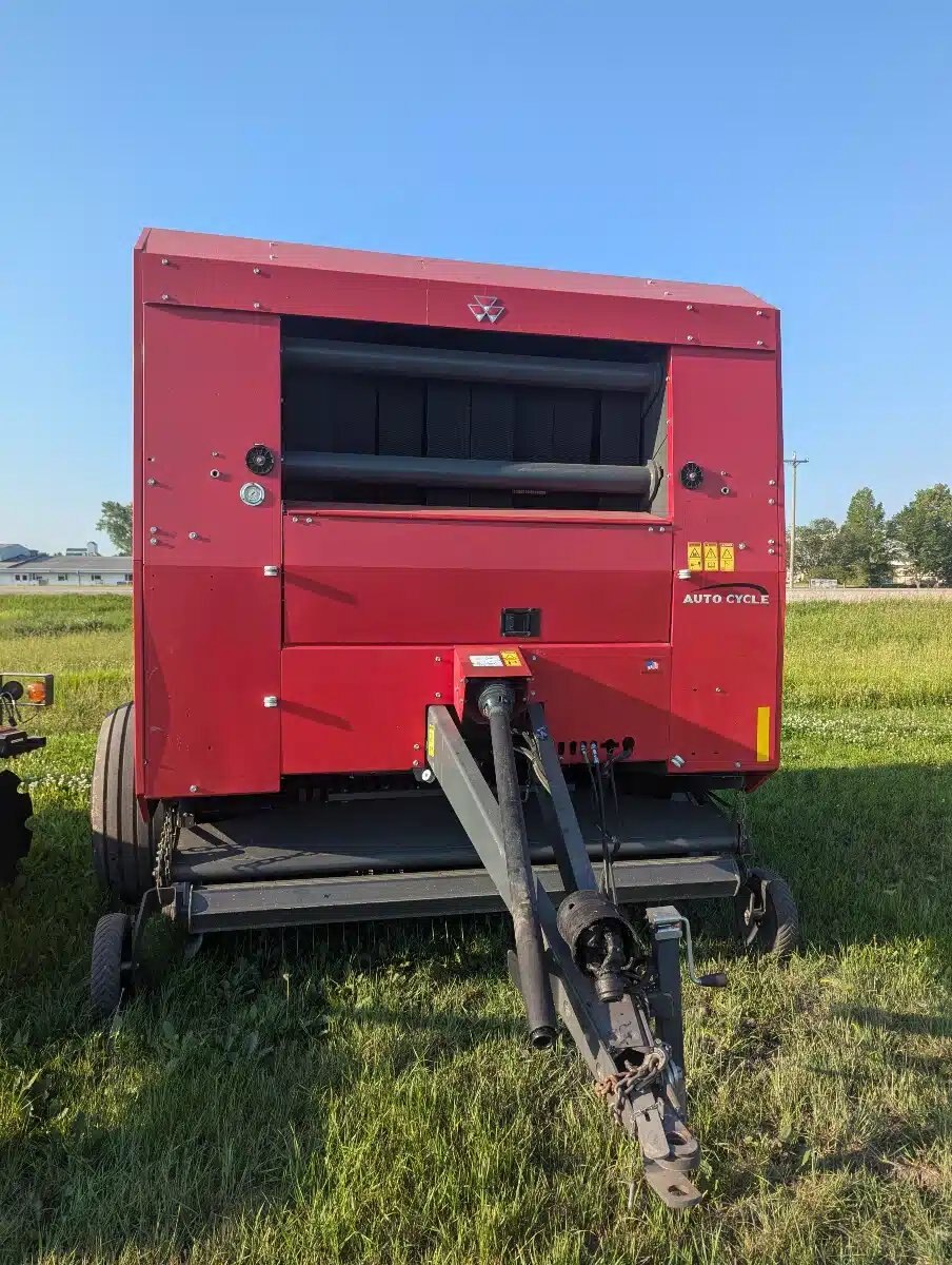 2021 Massey Ferguson 2956A