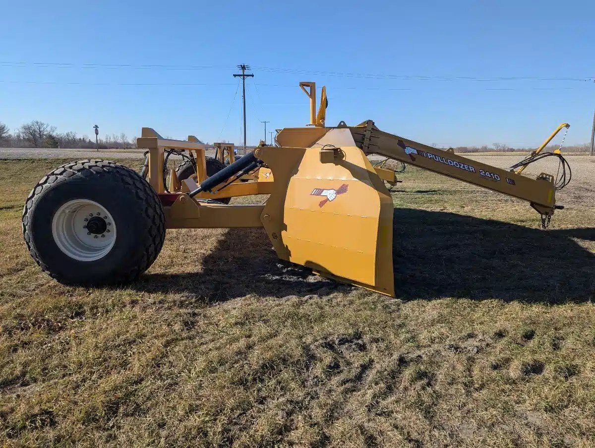 2024 Bridgeview PULLDOZER 2410