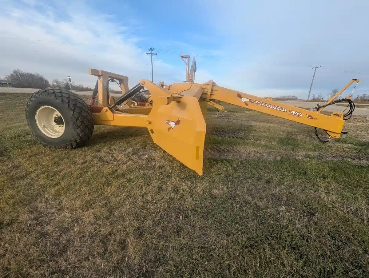 2024 Bridgeview PULLDOZER 1810