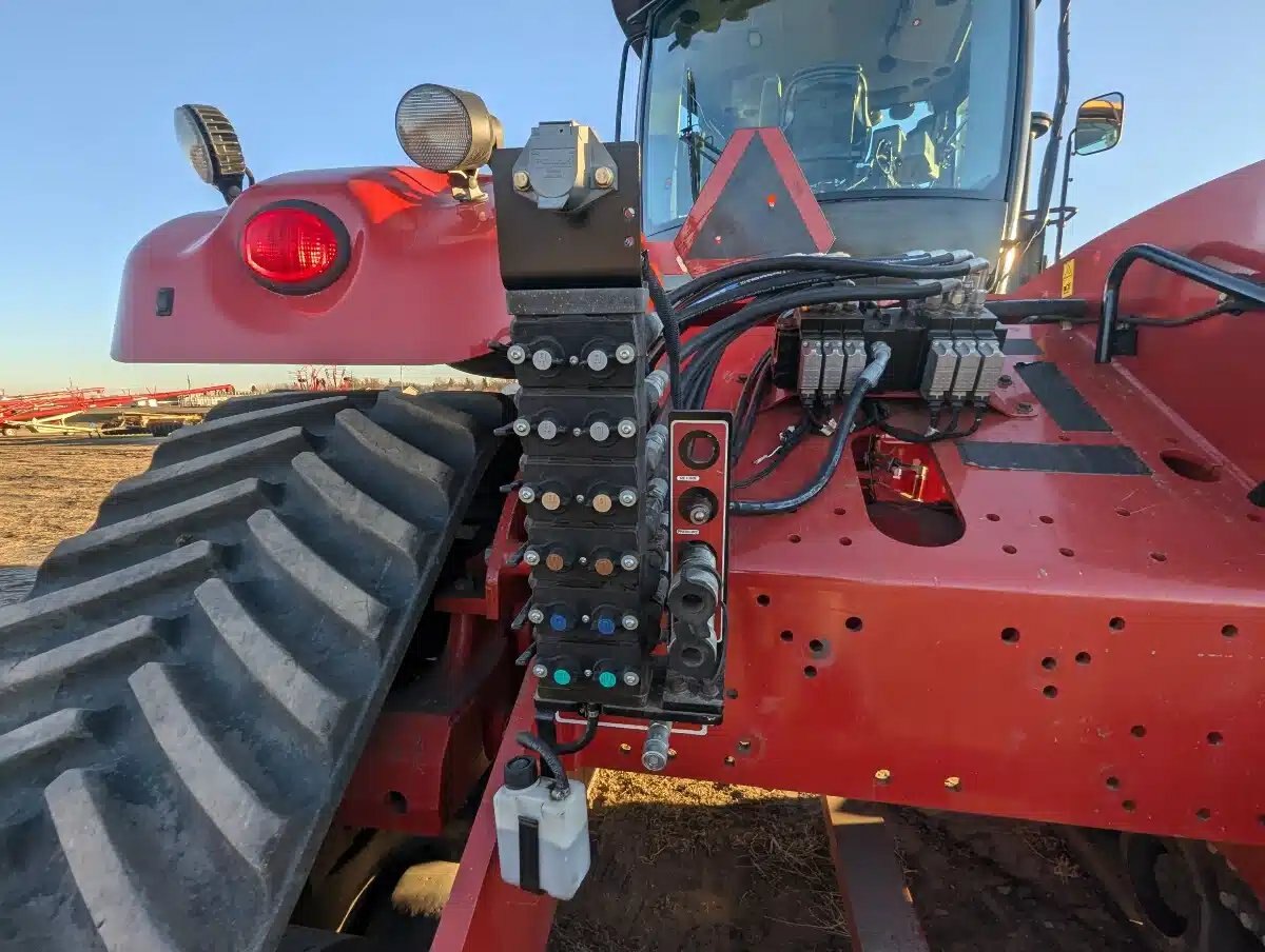 2018 Versatile 520DT