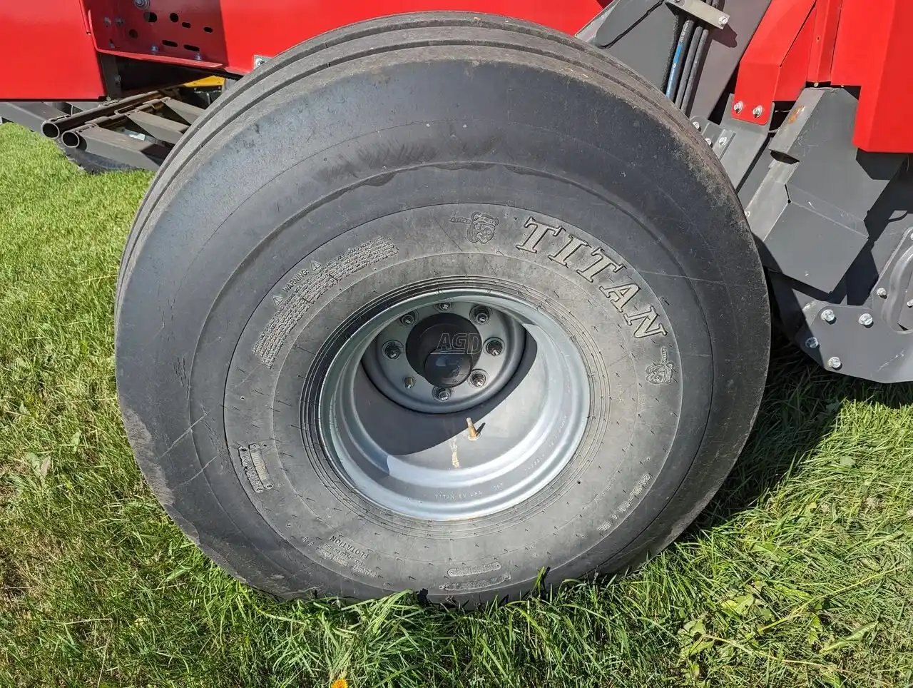 2019 Massey Ferguson 2956A