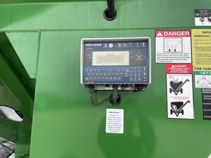 J&M 1521 22T Grain Cart w ST3 Tracks