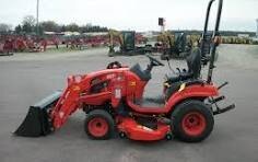 Kioti CS2220 Hydrostatic 4WD Diesel Tractor c/w Loader & Mower