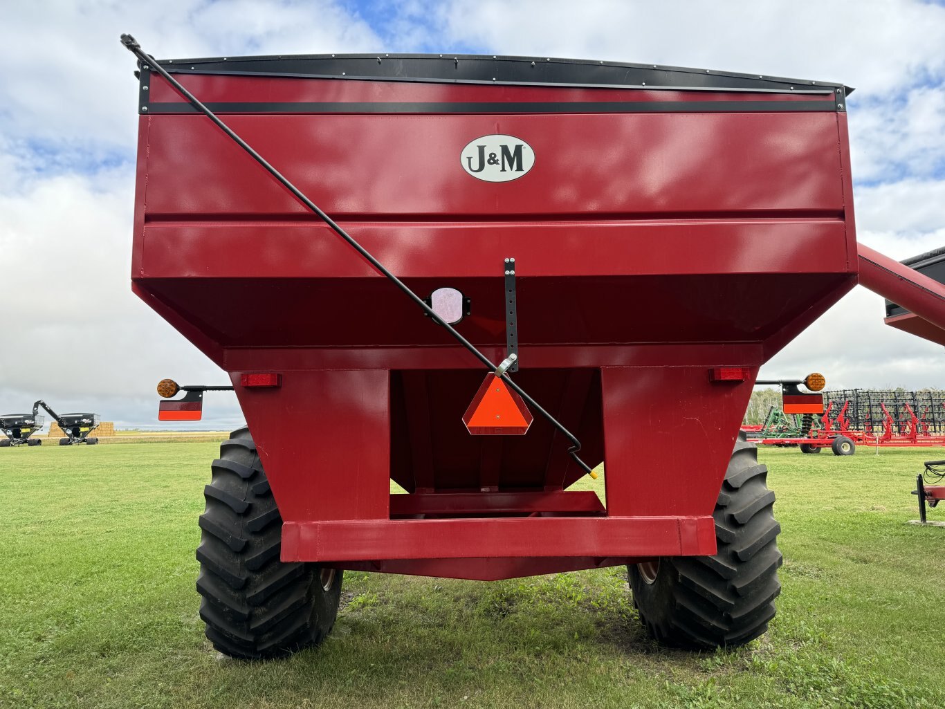 J&M 875 18 Grain Cart