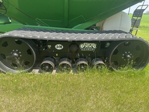 J&M 1501 22T Grain Cart w ST2 Tracks