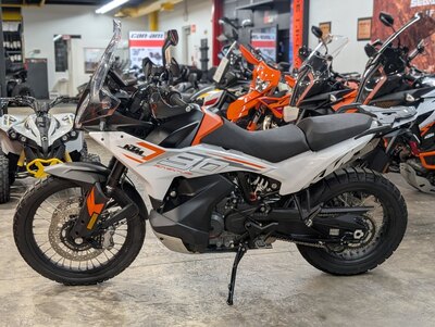 2024 KTM 790 ADVENTURE