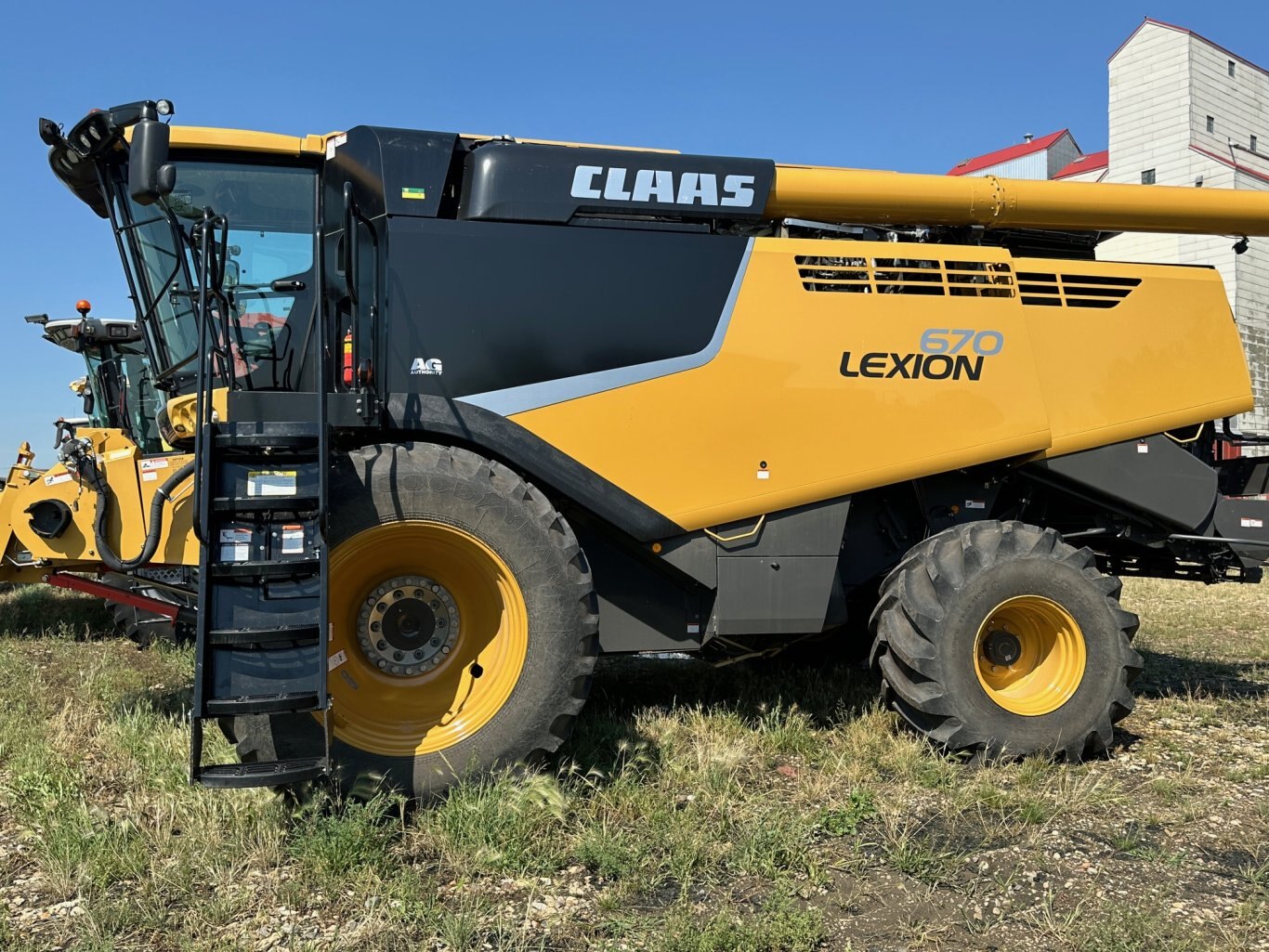 1106 Hrs, 2017 CLAAS LEXION 670