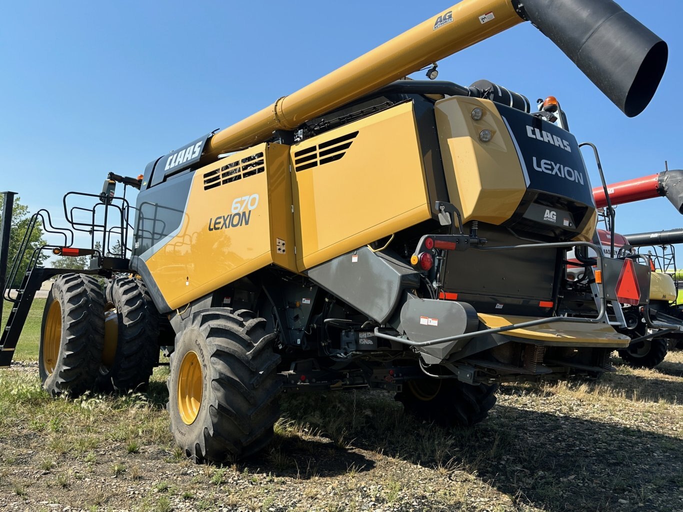 1106 Hrs, 2017 CLAAS LEXION 670