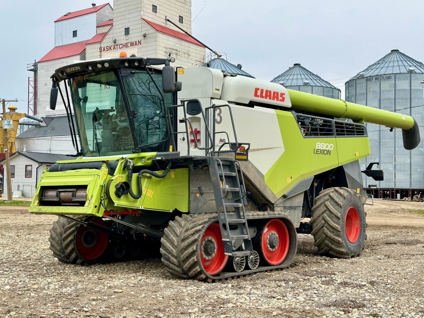 613 Hrs, 2021 CLAAS LEXION 8800TT