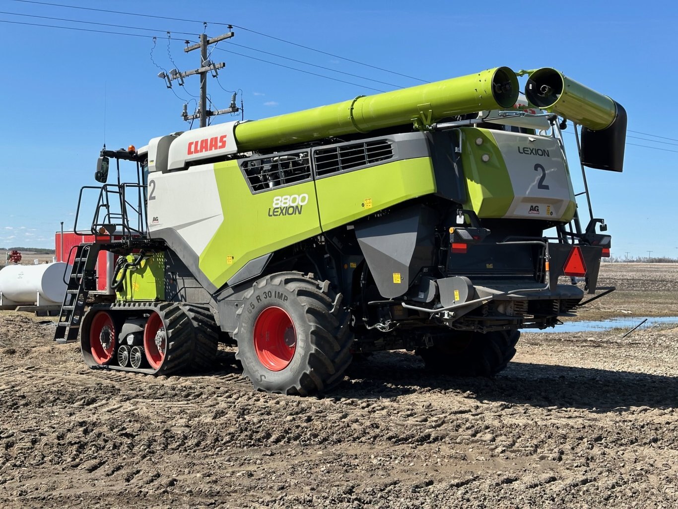 545 Hrs, 2021 CLAAS LEXION 8800TT