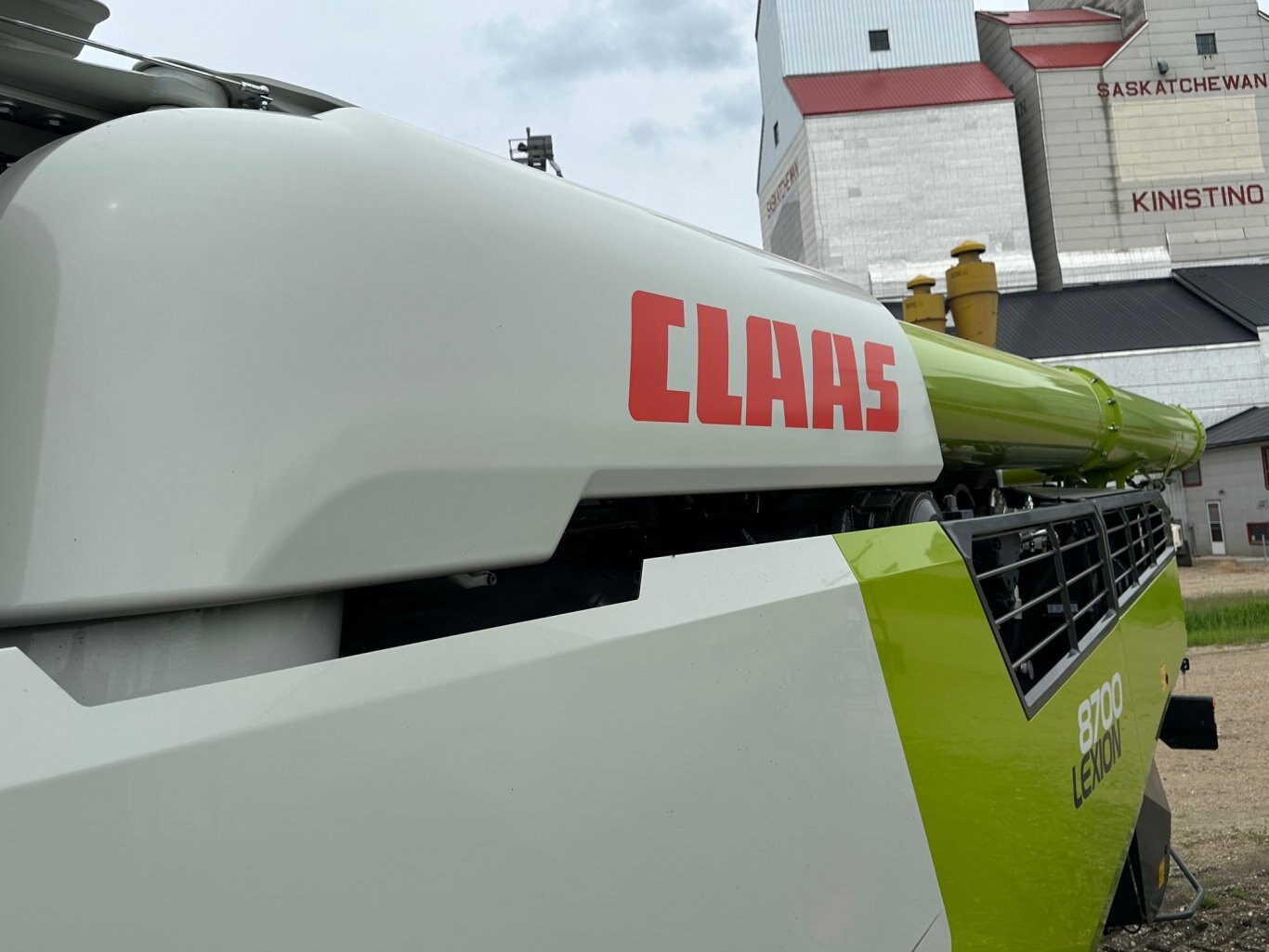 250 Hrs, 2023 CLAAS LEXION 8700TT