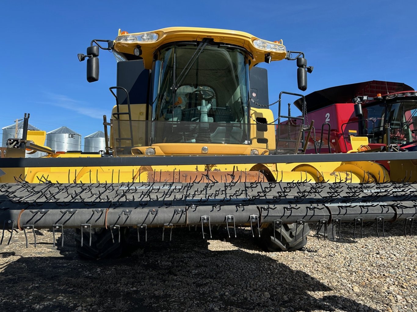 2300 Hrs, 2007 New Holland CR9060