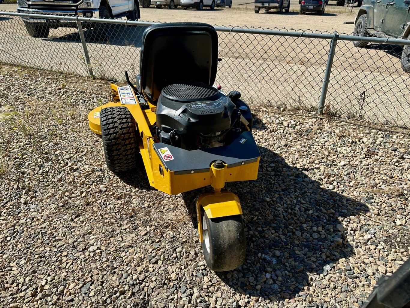 96 Hours, 2020 Walker R21 Mower