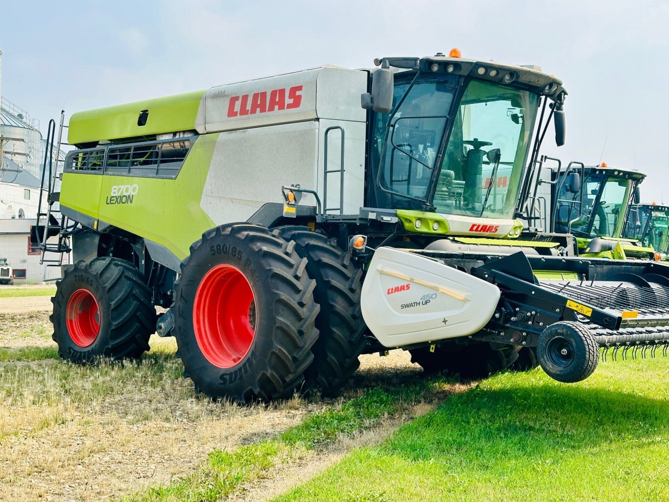 488 Hrs, 2020 CLAAS LEXION 8700