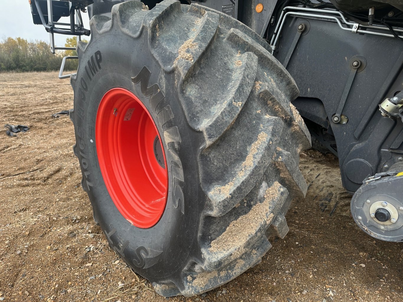 120 Hrs, 2024 CLAAS LEXION 8700