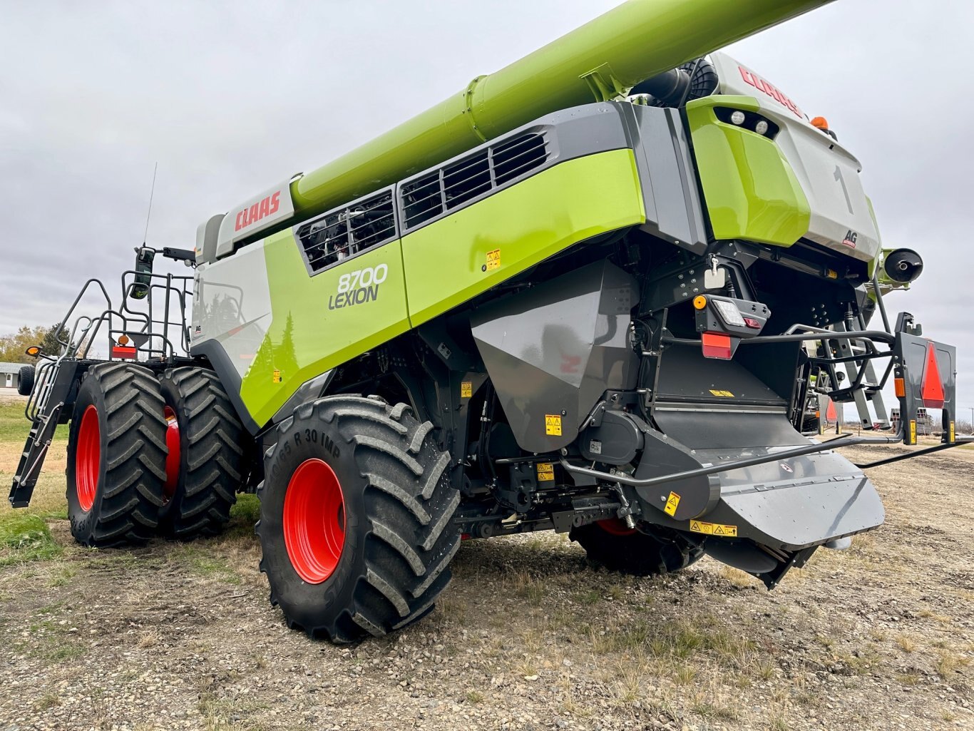 129 Hrs, 2024 CLAAS LEXION 8700