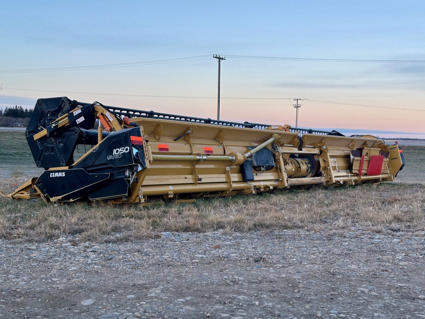 2016 CLAAS 1050 CONVIO, 35 ft