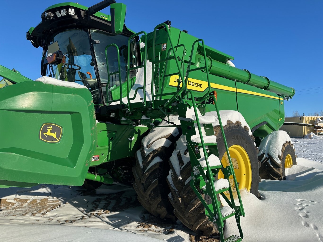 423 Hrs, 2023 John Deere X9 1100