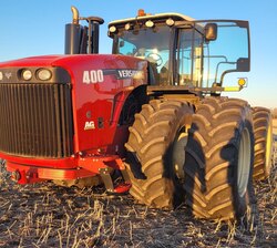 2155 Hrs, 2014 Versatile 400