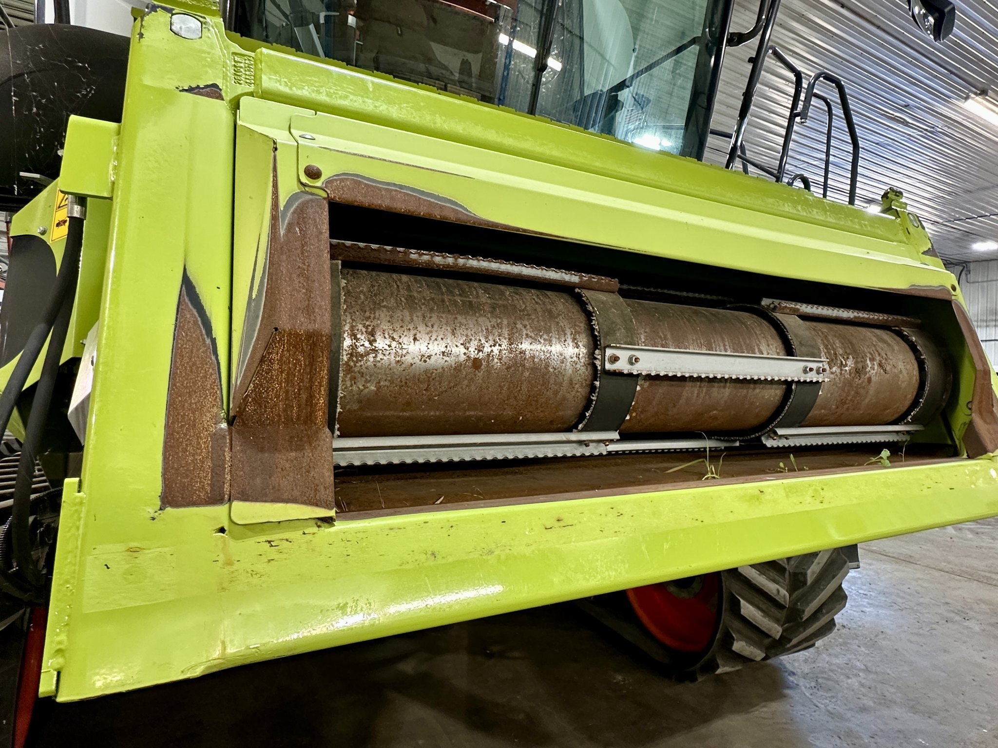 2023 CLAAS LEXION 8800TT, 715 Hours