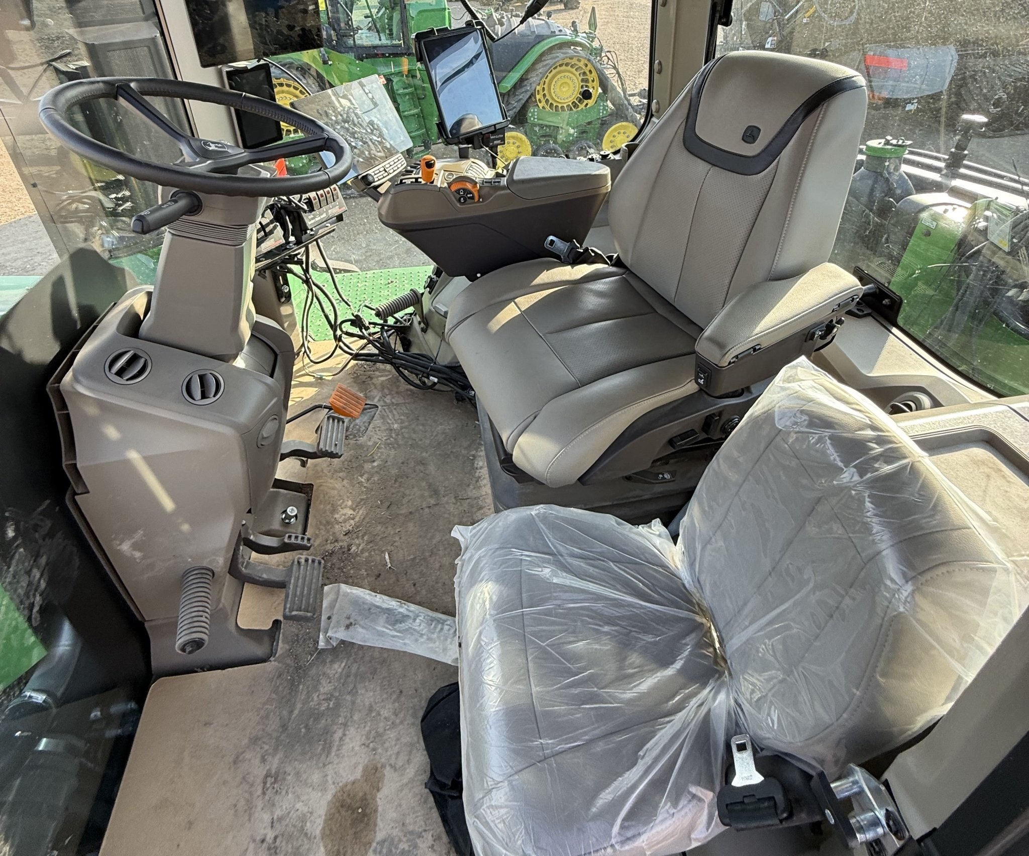 2025 John Deere 9R490 Tractor, 300 Hours