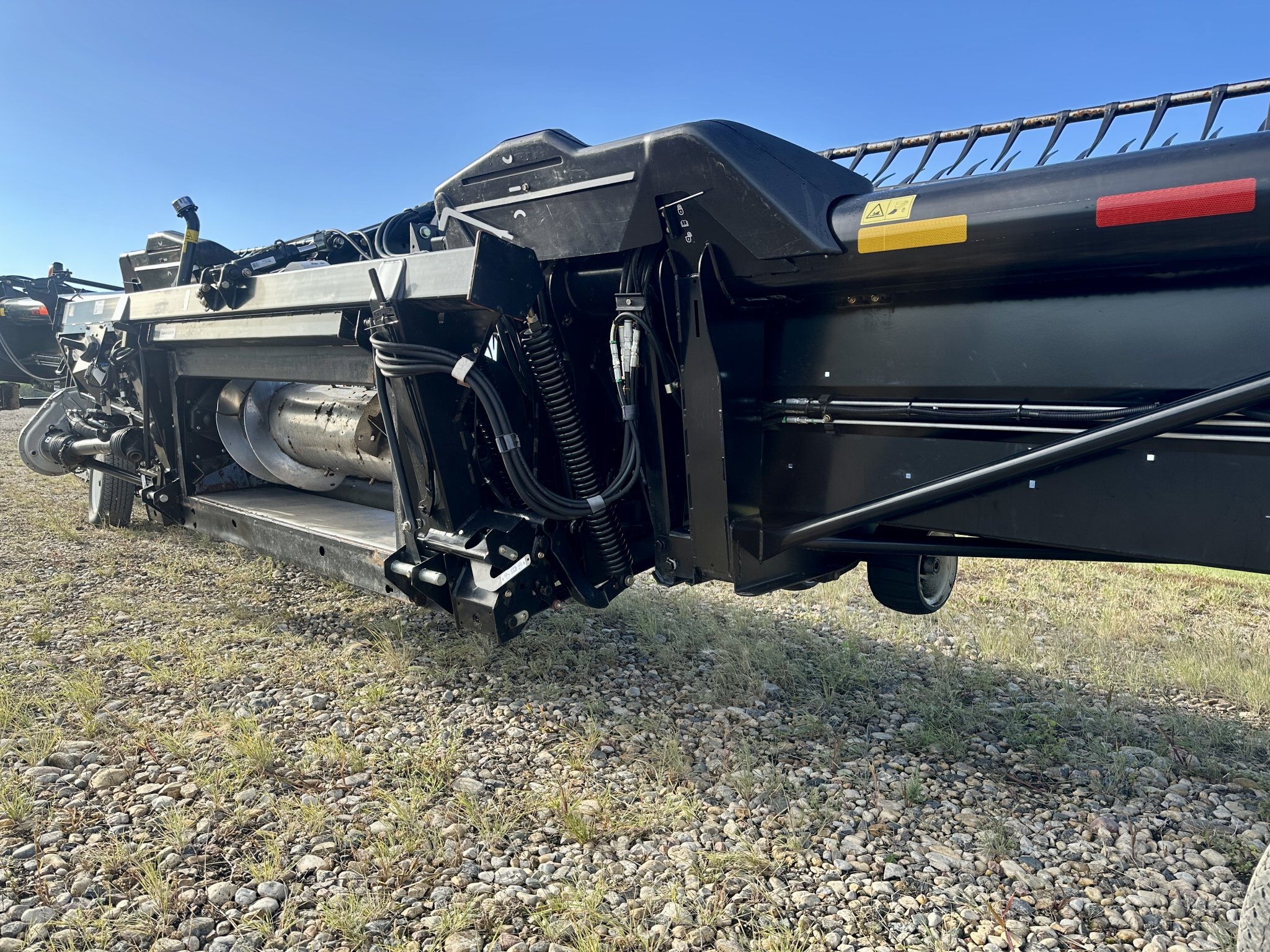 2017 MacDon FD75 Header, 40 ft