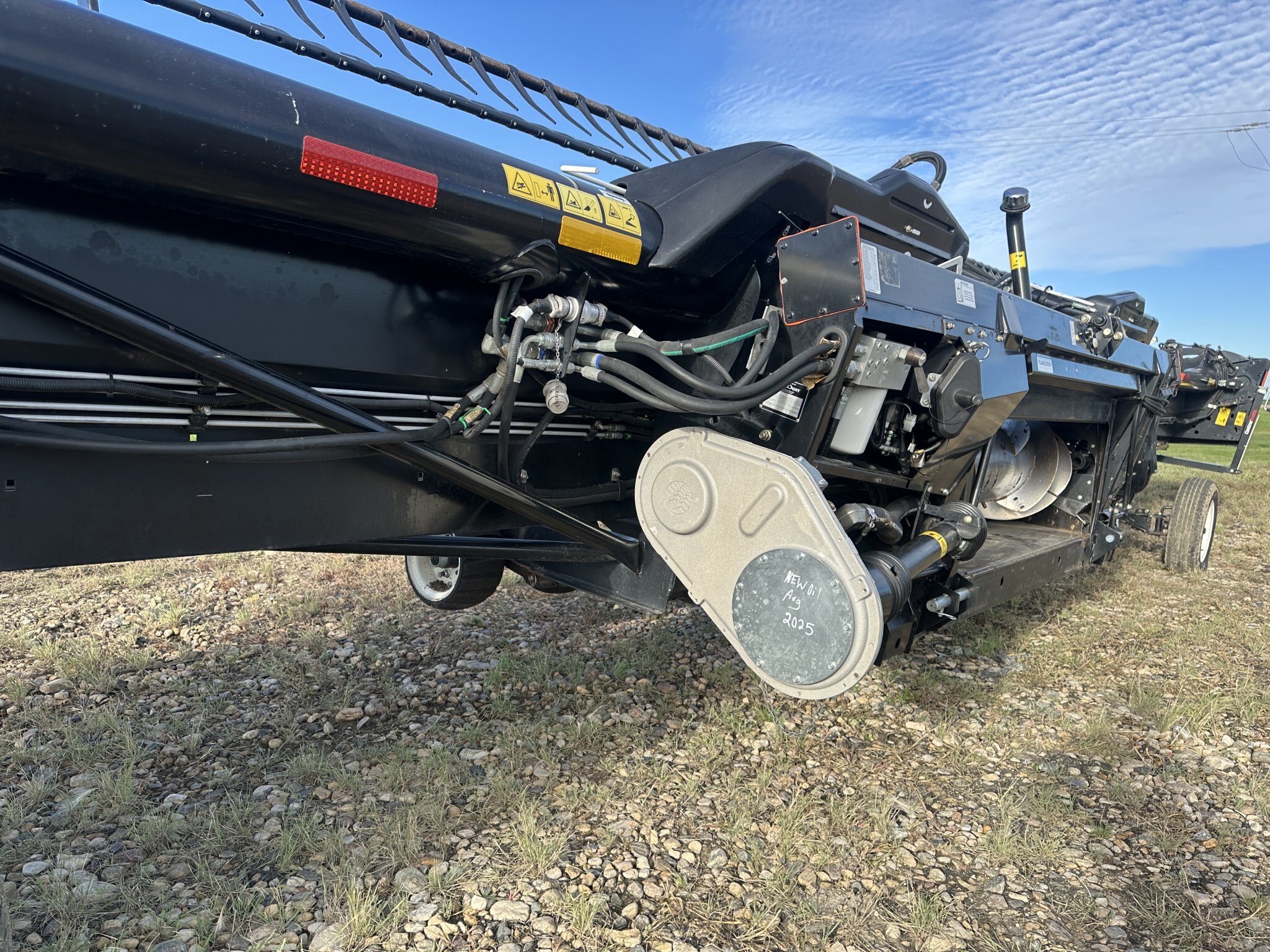 2017 MacDon FD75 Header, 40 ft