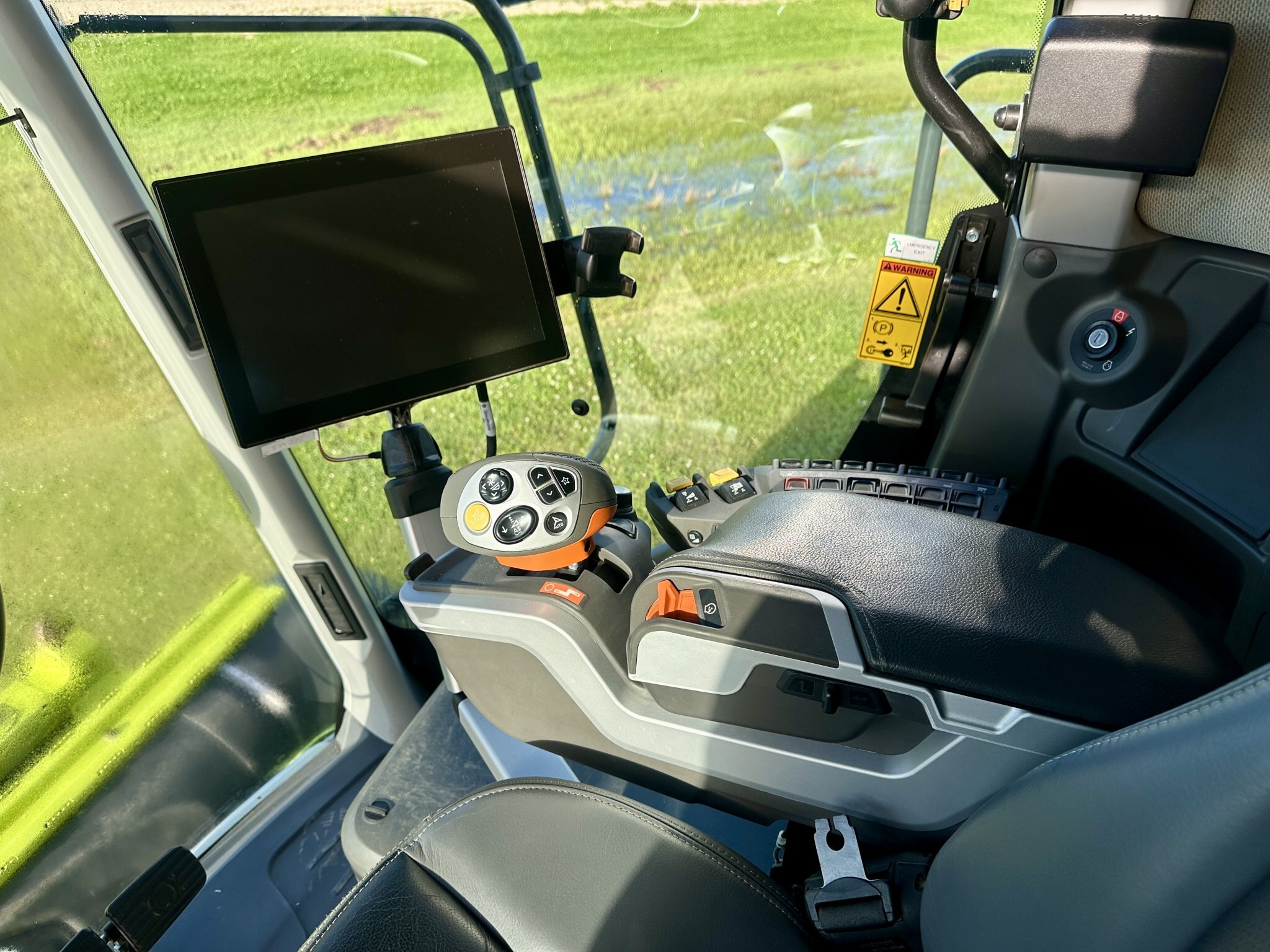 2020 CLAAS LEXION 8700TT, 1817 Hrs