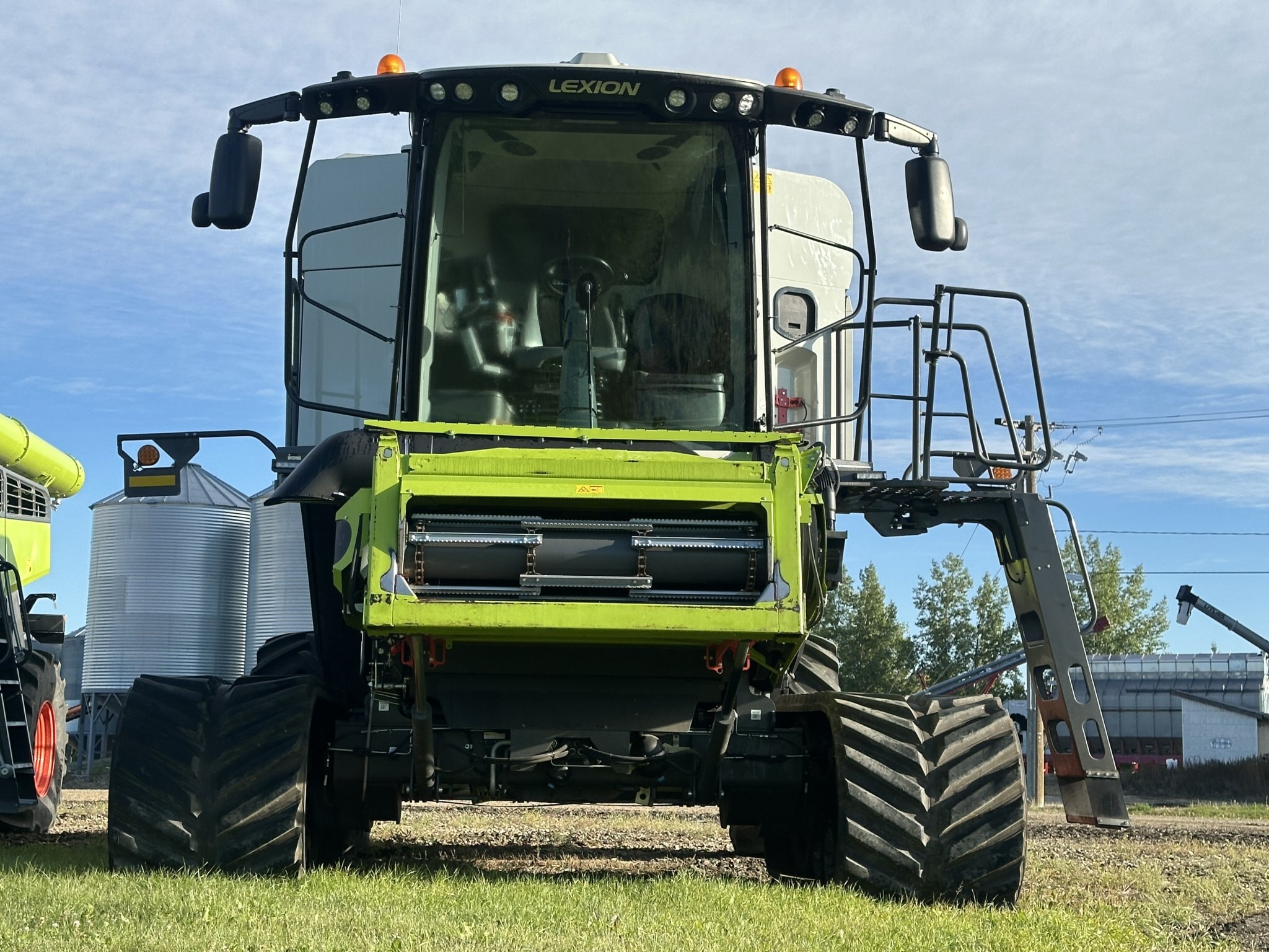 2020 CLAAS LEXION 8700TT, 1817 Hrs