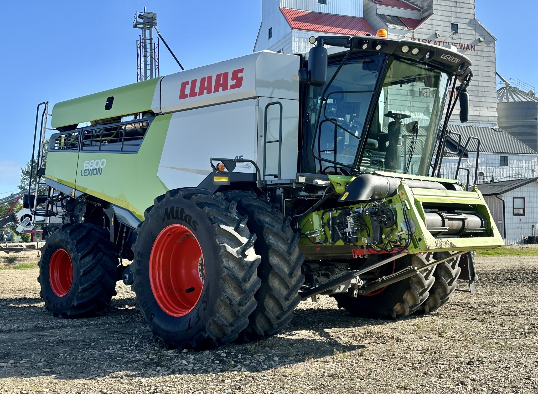 2023 CLAAS LEXION 6800 Combine, New, 153 Hrs