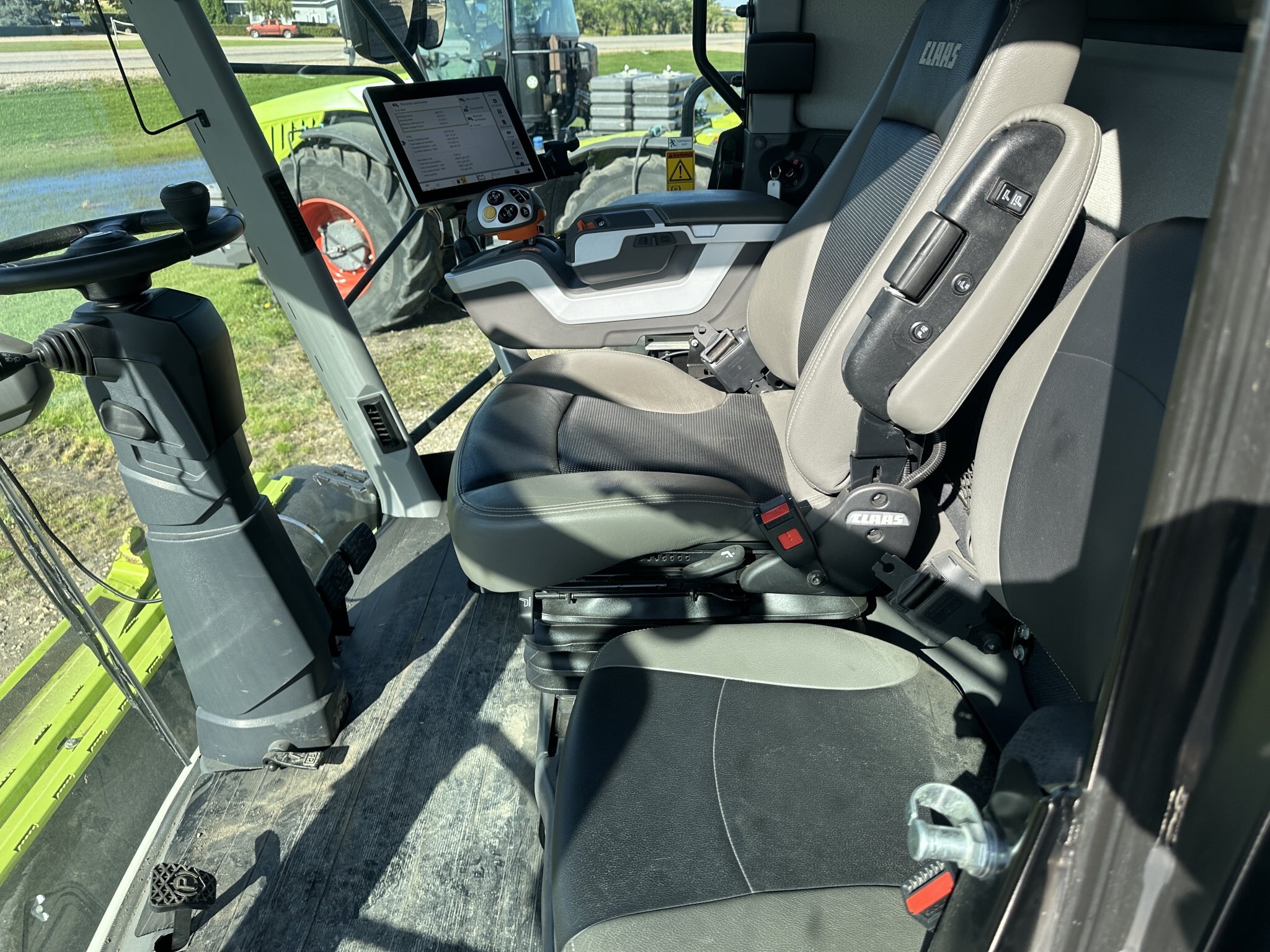 2023 CLAAS LEXION 6800 Combine, New, 153 Hrs