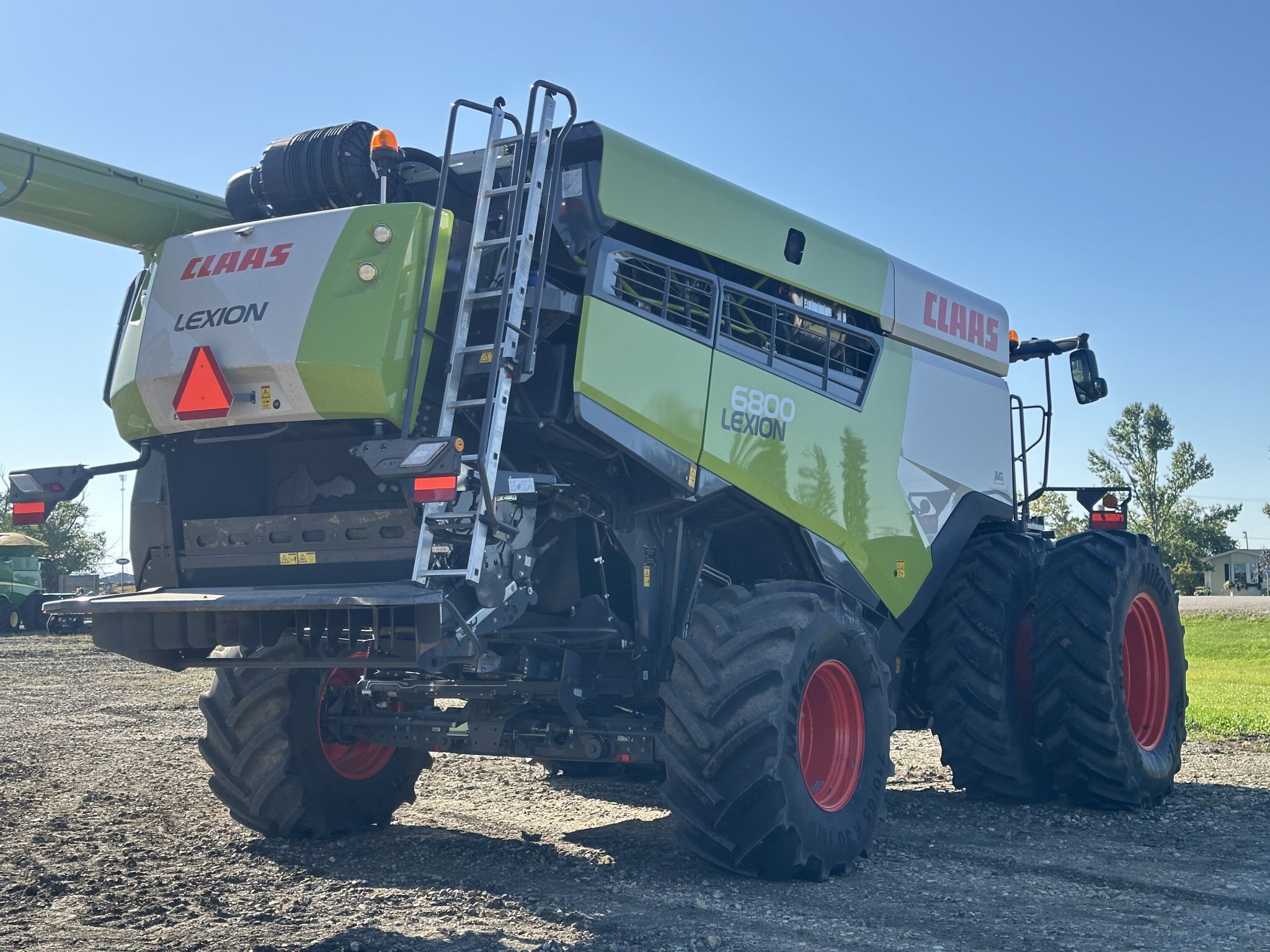 2023 CLAAS LEXION 6800 Combine, New, 153 Hrs