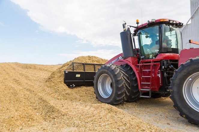 HLA 5000 Series Silage Blade Front Wheel Assist Tractors