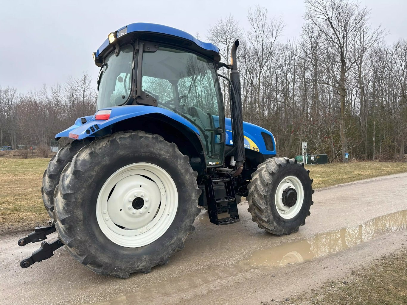 2008 New Holland T6020