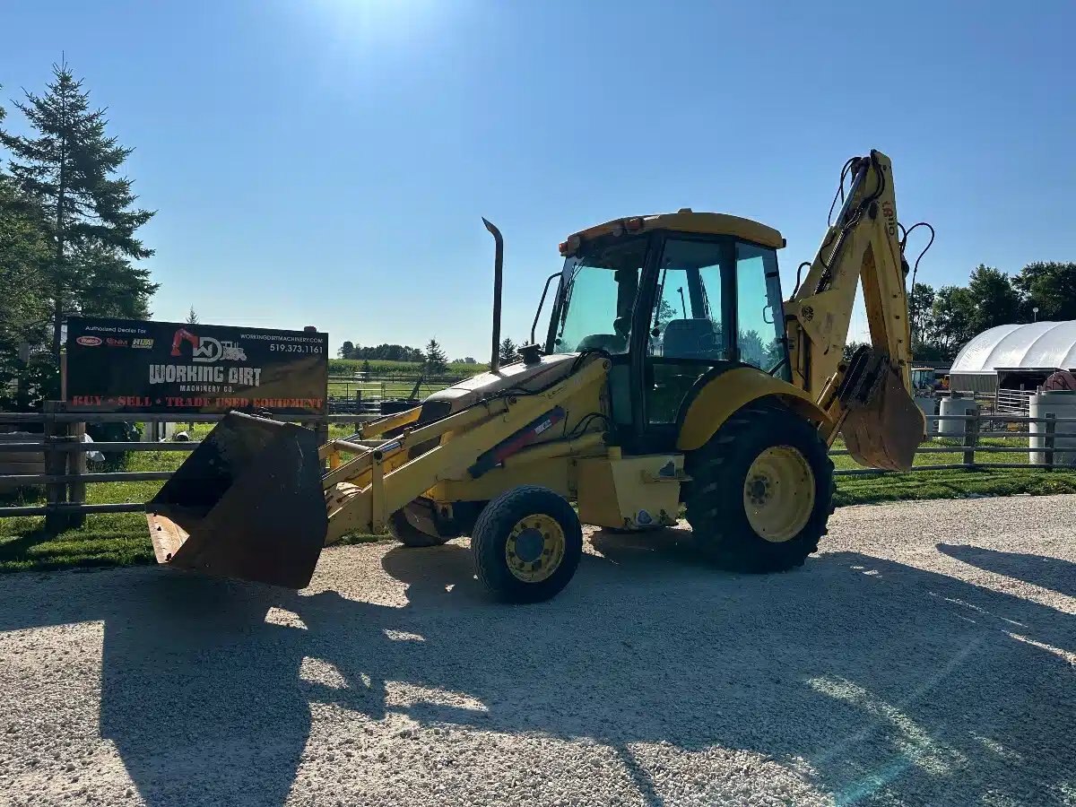 2003 New Holland LB110B