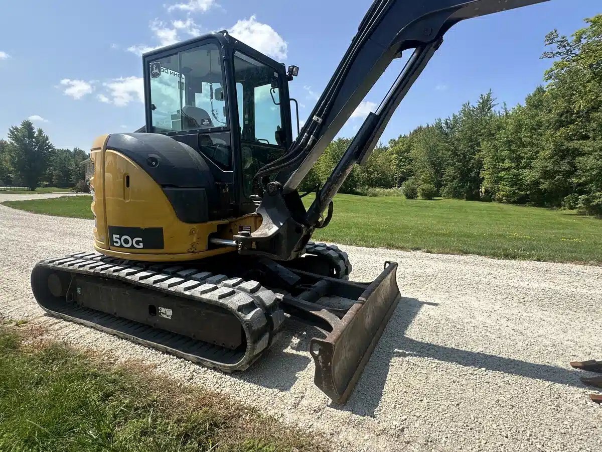 2017 John Deere 50G