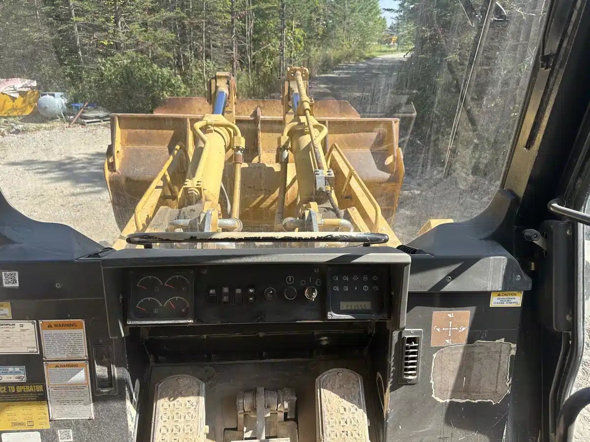 2001 Caterpillar 973C