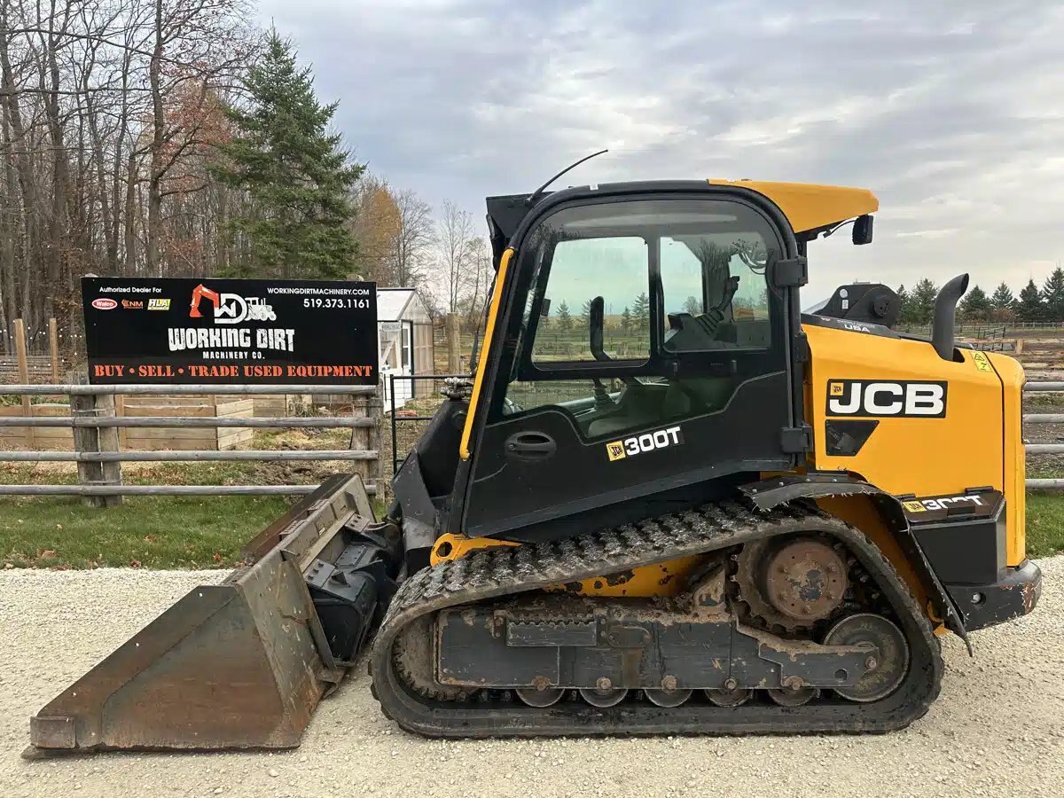 2019 JCB 300T