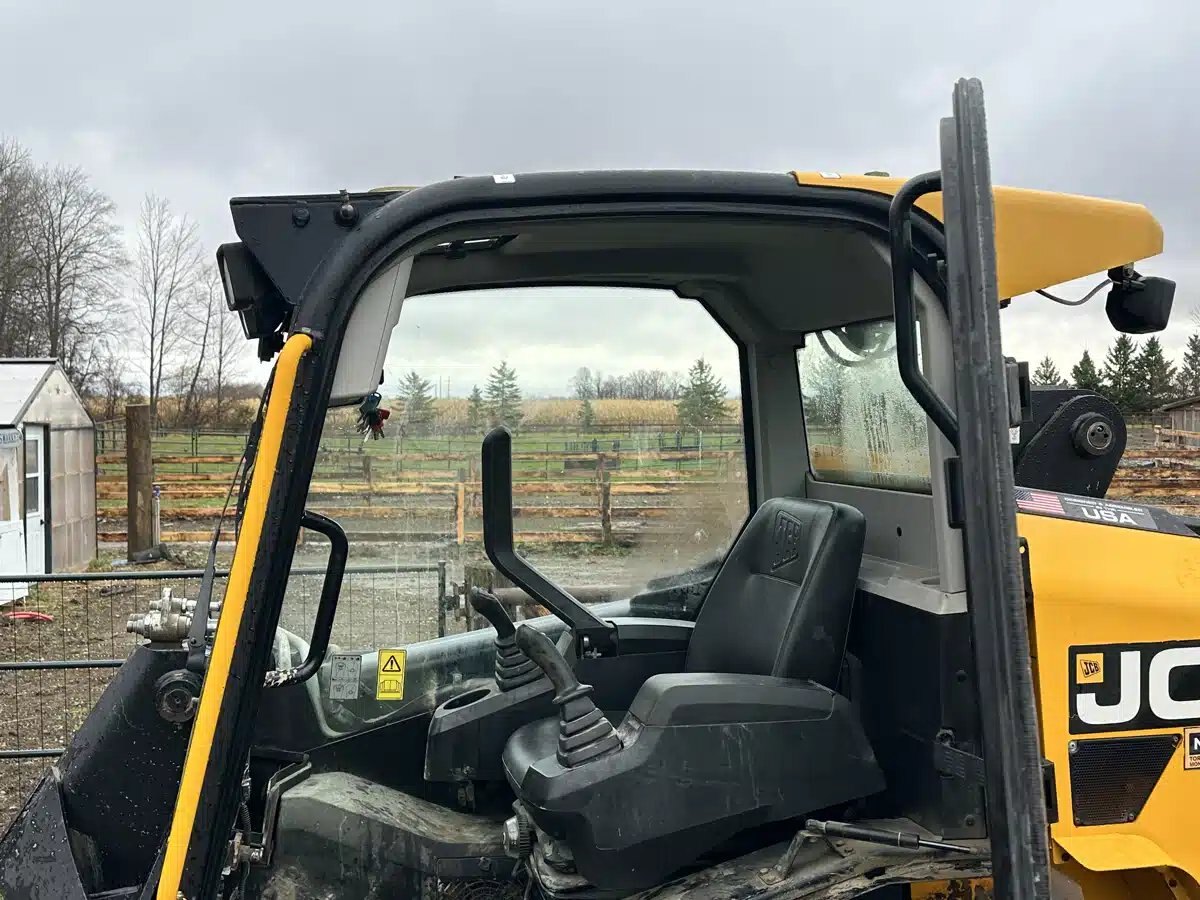 2018 JCB 270T