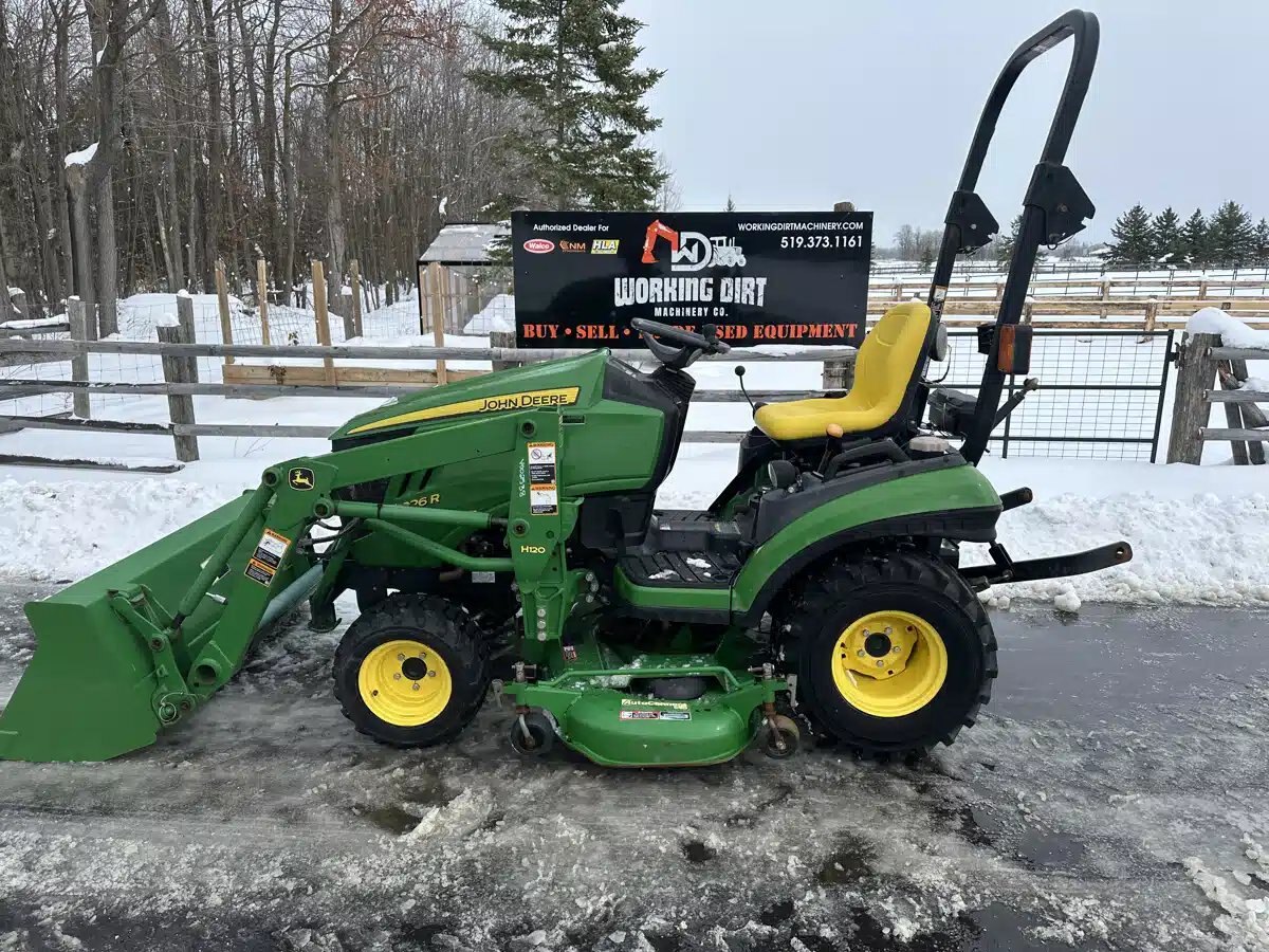 2015 John Deere 1026R