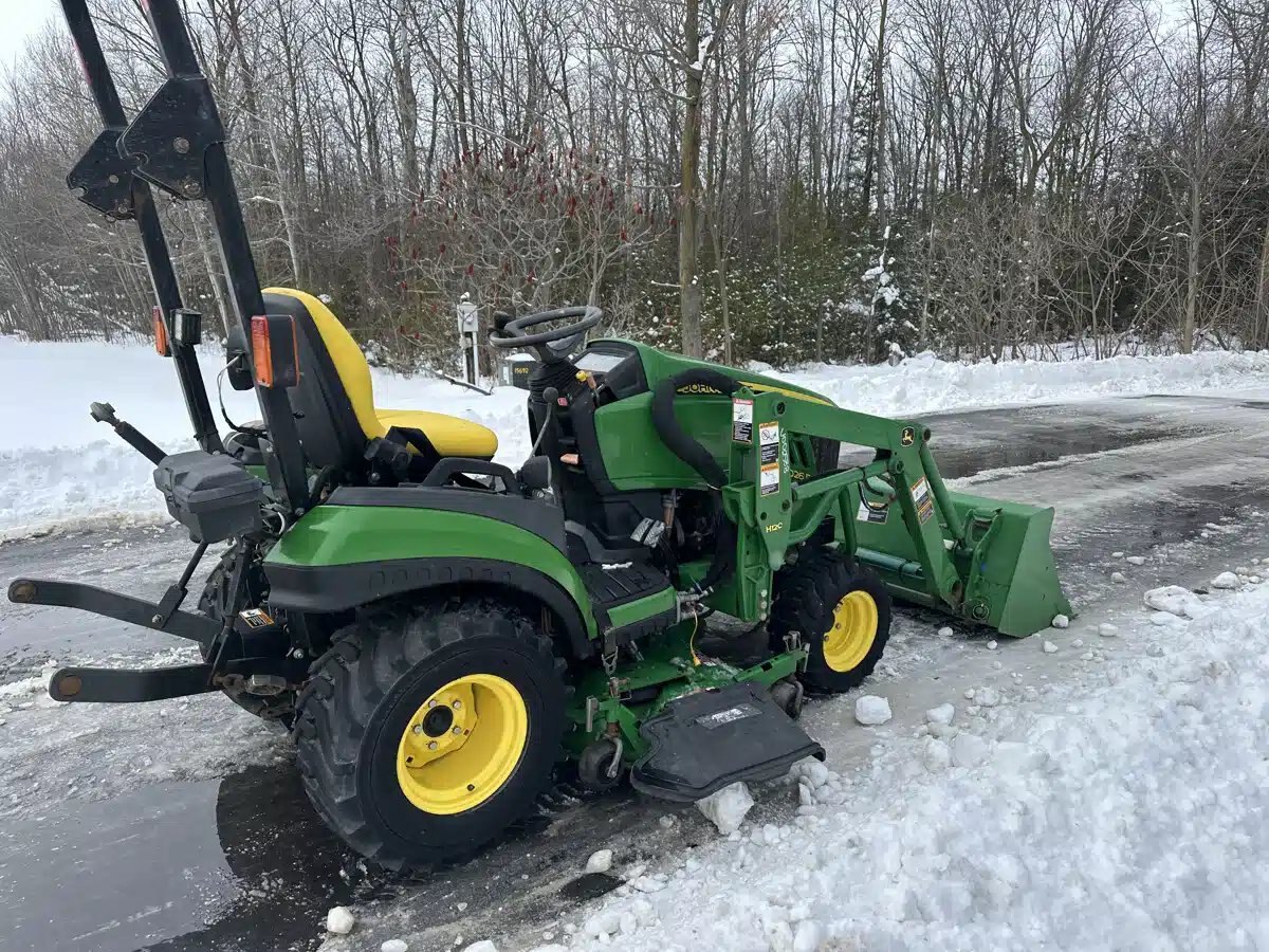 2015 John Deere 1026R