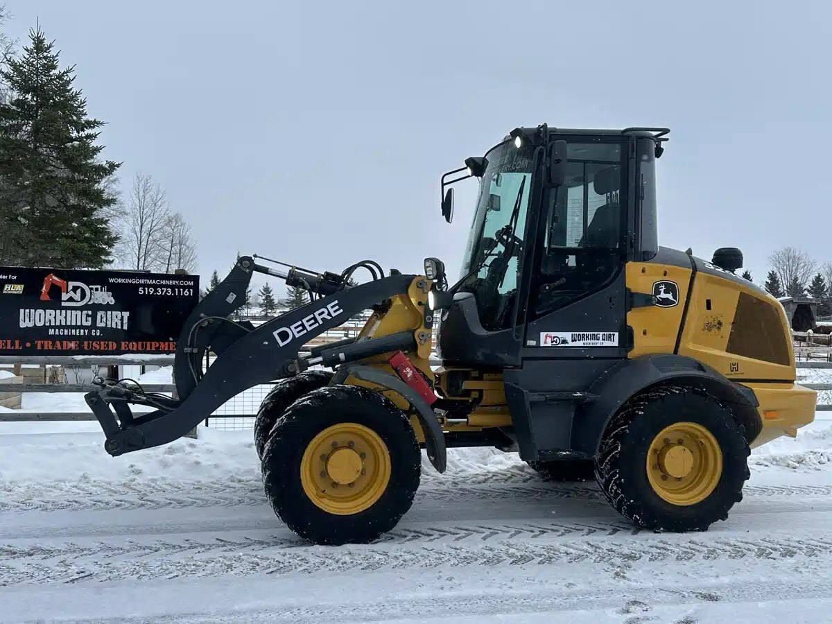 2021 John Deere 324L