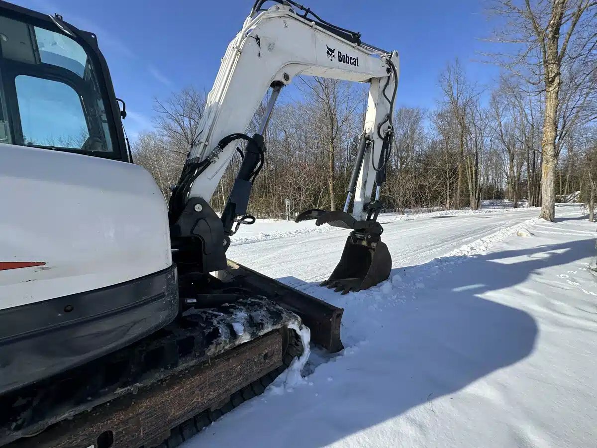 2014 Bobcat E85