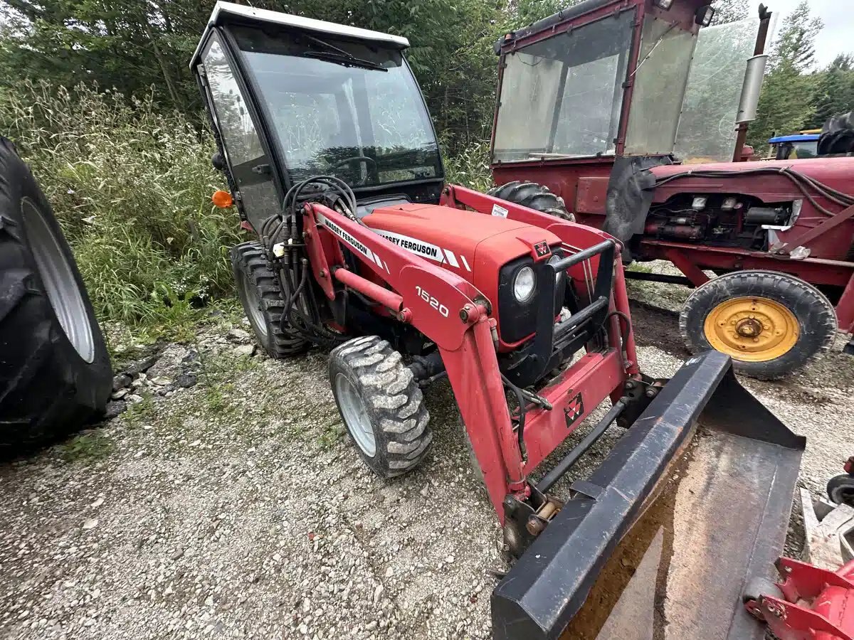 2007 Massey Ferguson 1528