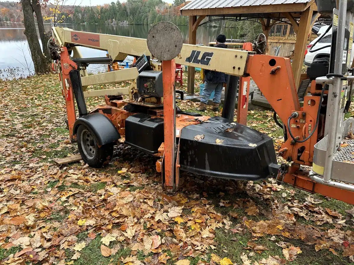 2008 JLG t350